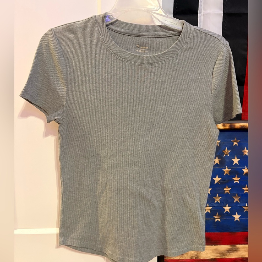 Gray Short Sleeve T-Shirt